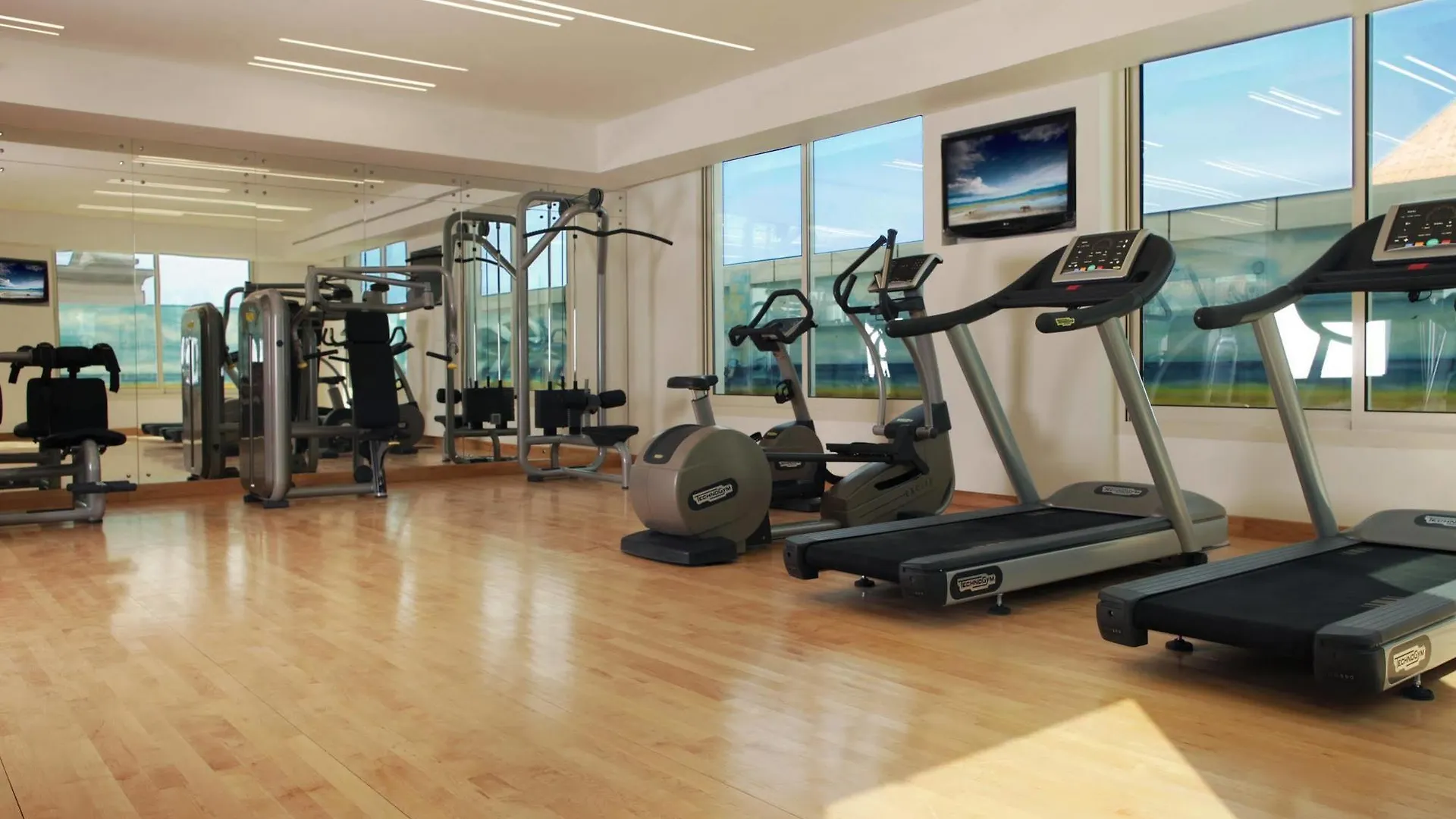 Cosmopolitan Hotel Dubai - Al Barsha