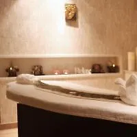 فندق كوزموبوليتان دبي